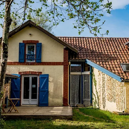 Couette-café La Landaise *